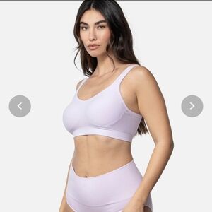 Underoutfit Comfort Shaping Bra